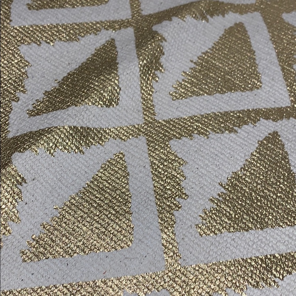 NEW Metallic Gold Accent Rug - Picture 4 of 5